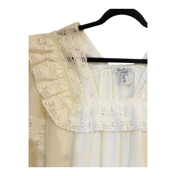 H6 Saramal Fine Lingerie Long Square Neck Lace Trim Nightgown Union Made Sz M - Picture 4 of 8